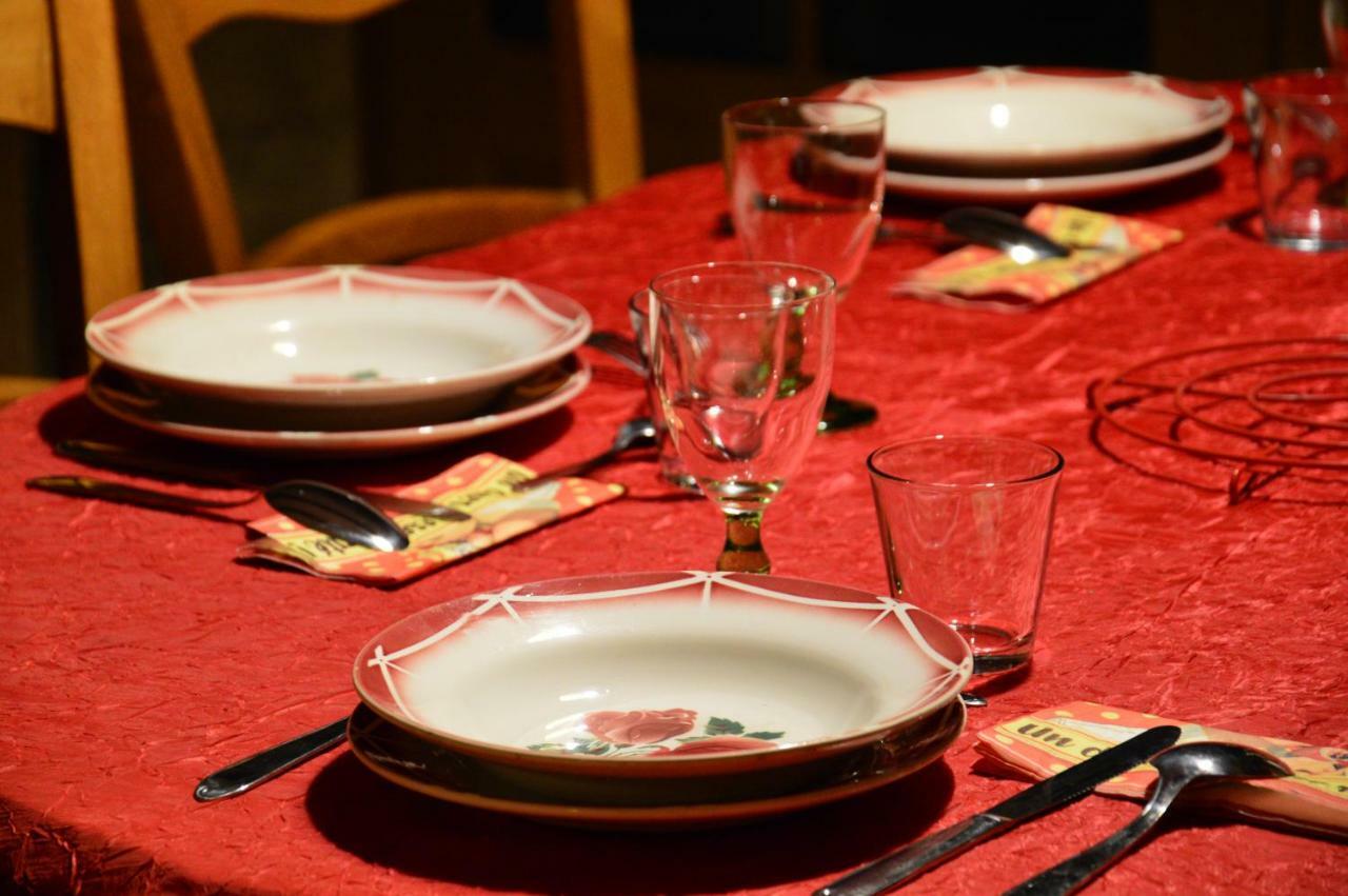 Chambres Et Table D'Hotes Du Pere Boussenac Buitenkant foto